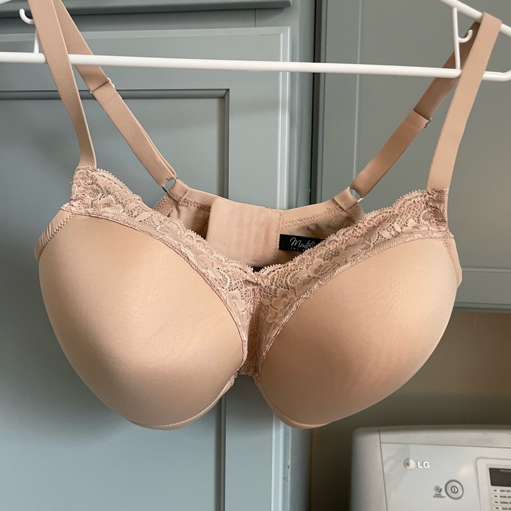 NWOT Montelle Intimates Wire Free Bra-34G